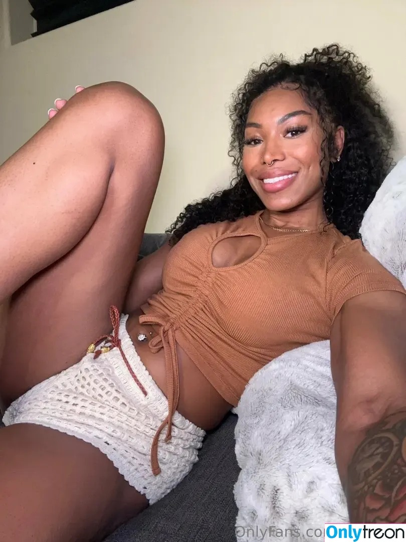 nadiajay nude photo #0176 (heynaudia)