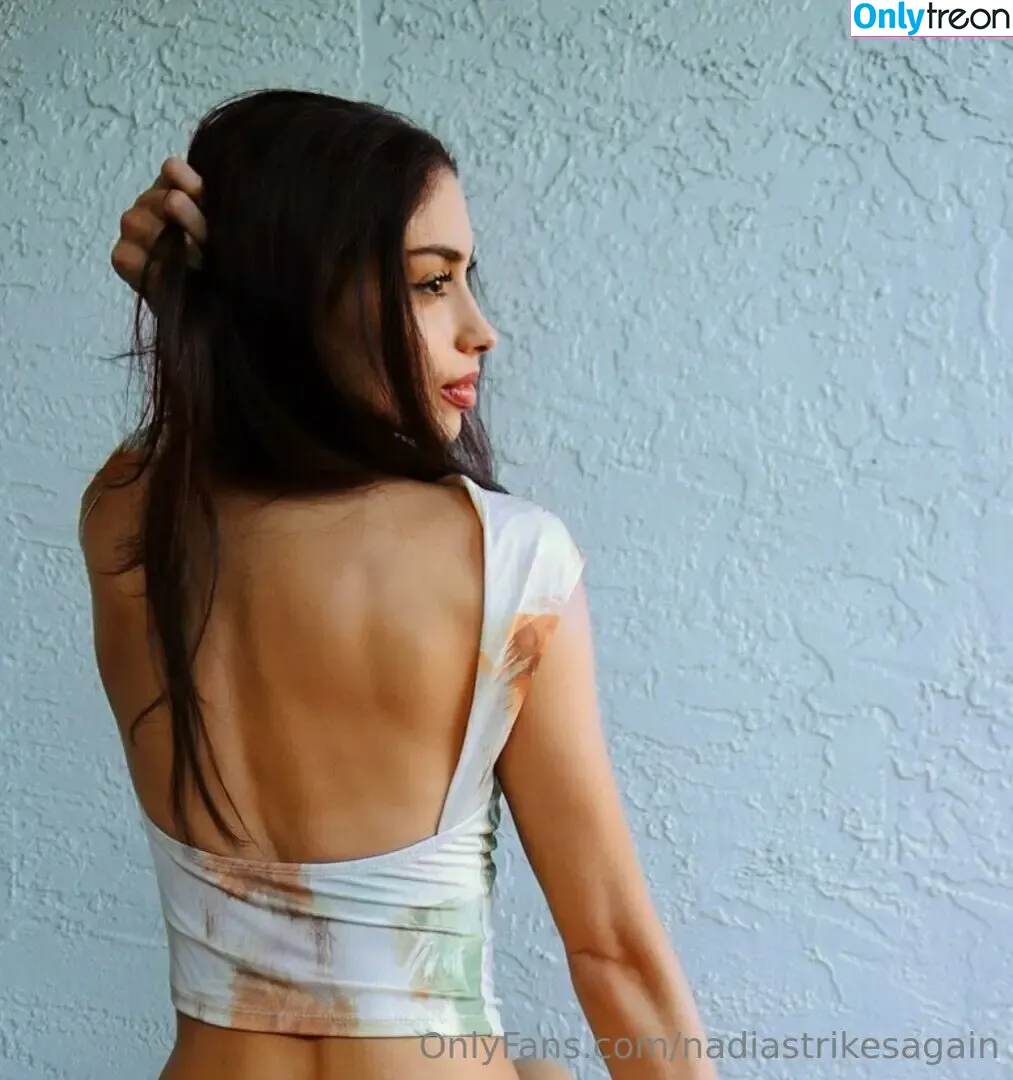nadiastrikesagain nude photo #0059 (biggnadzz)