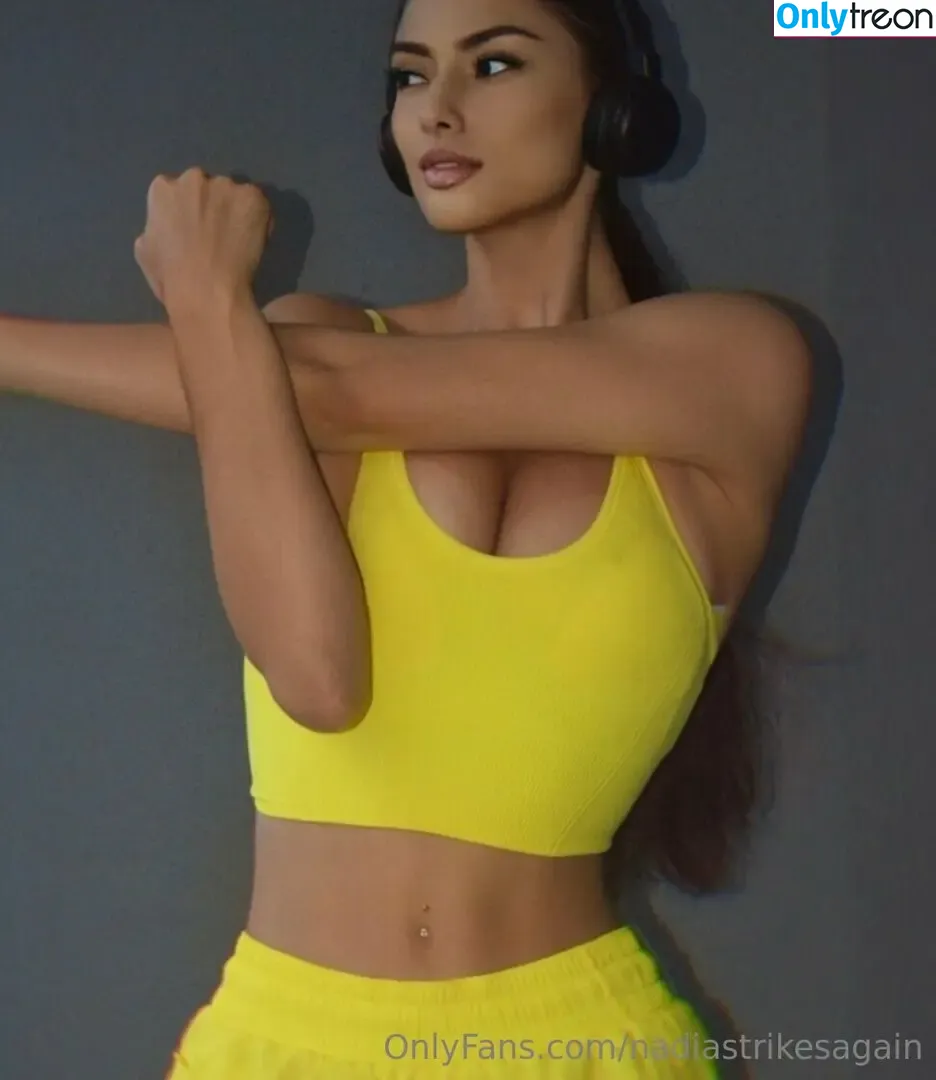 nadiastrikesagain nude photo #0060 (biggnadzz)