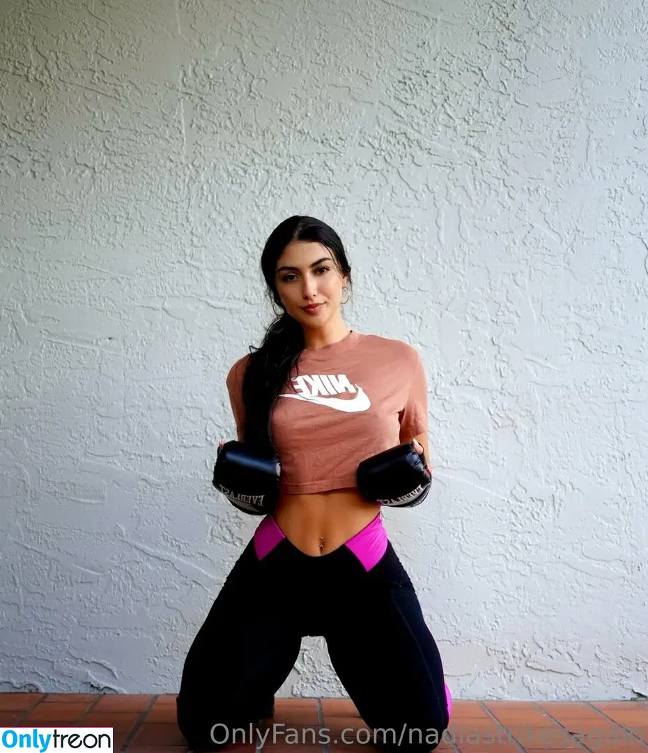 nadiastrikesagain nude photo #0014 (nadiaaltinbas)