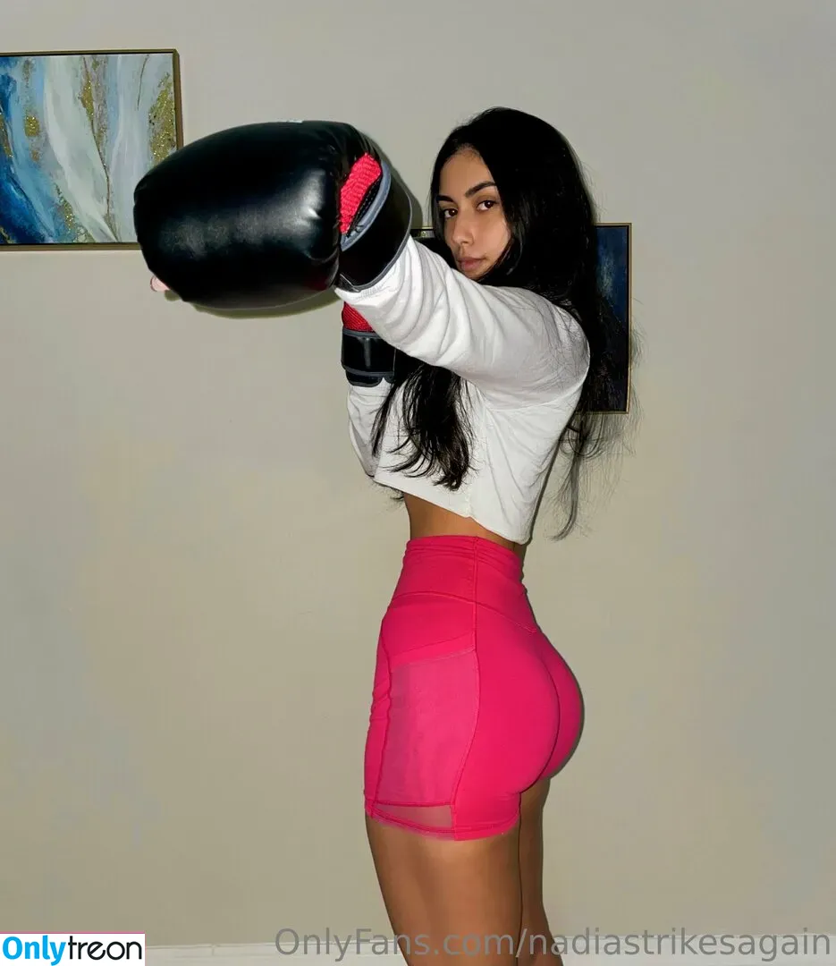 nadiastrikesagain nude photo #0018 (nadiaaltinbas)