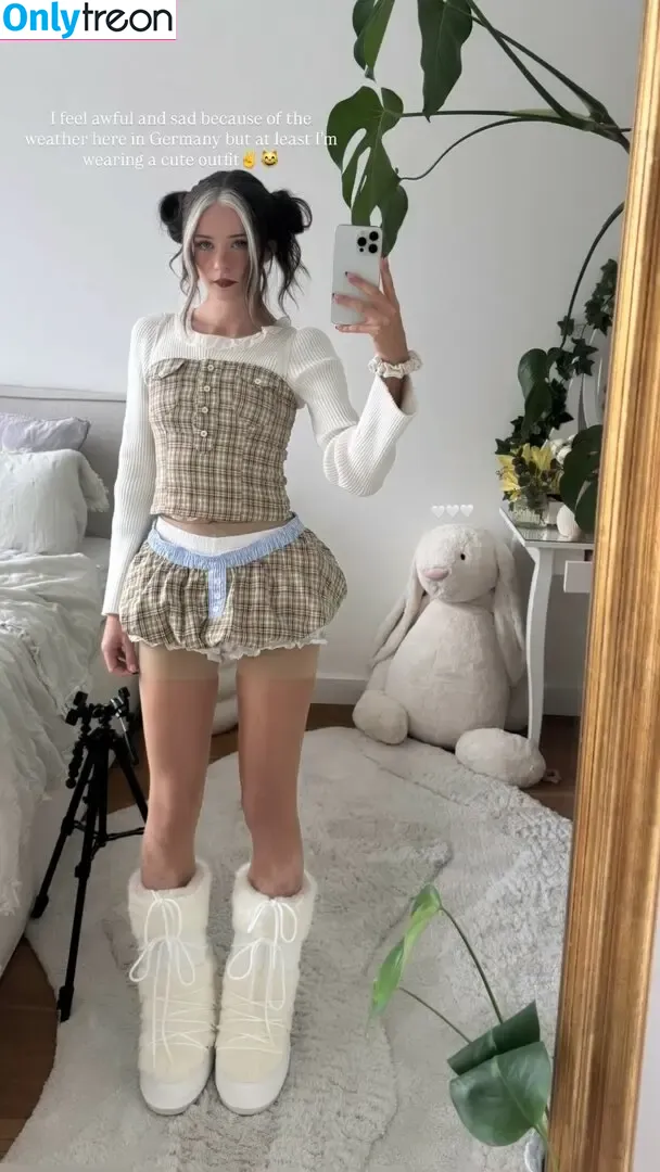 Nadine Breaty nude photo #0220 (nadinebreaty / nadinenight)