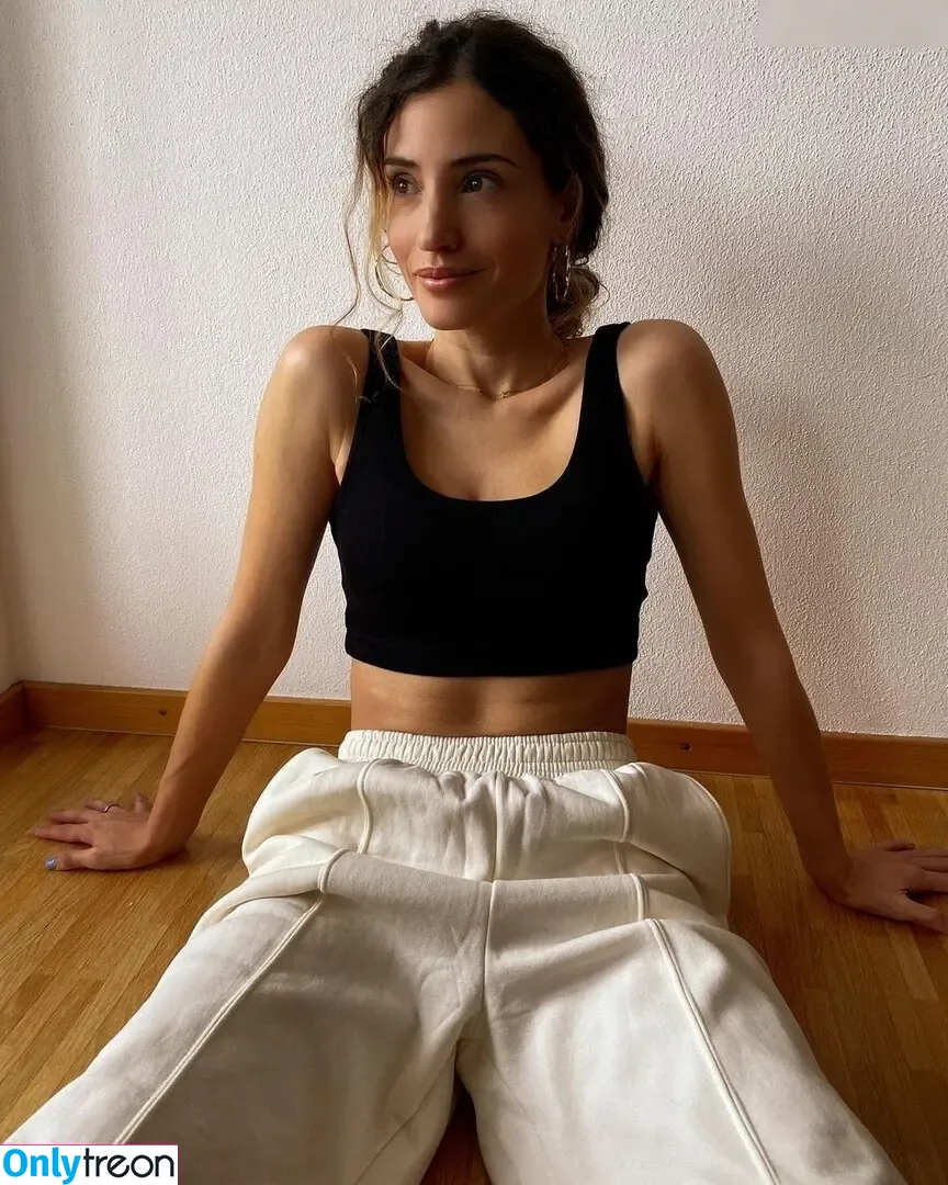 Nadine Menz nude photo #0081 (nadinemenz)