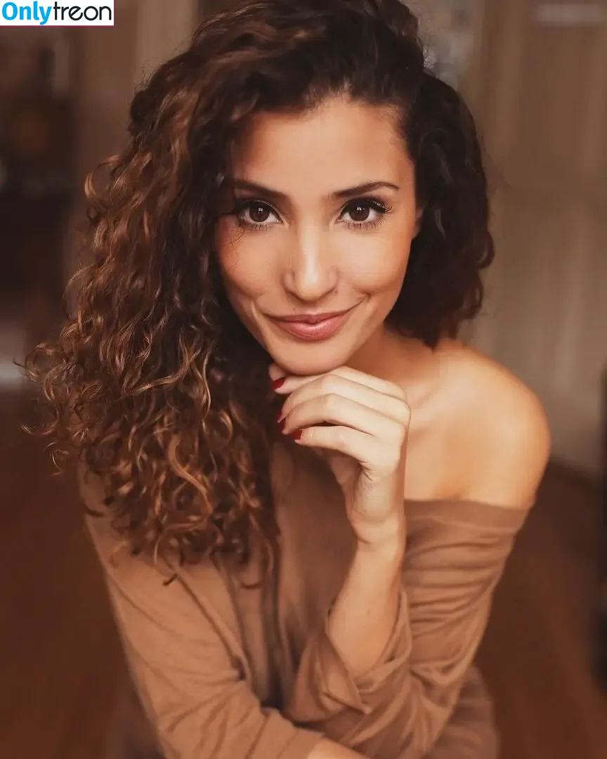Nadine Menz nude photo #0111 (nadinemenz)