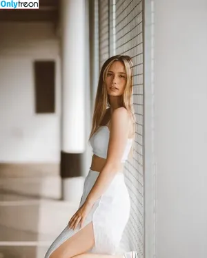 Nadine.spth nude photo #0006