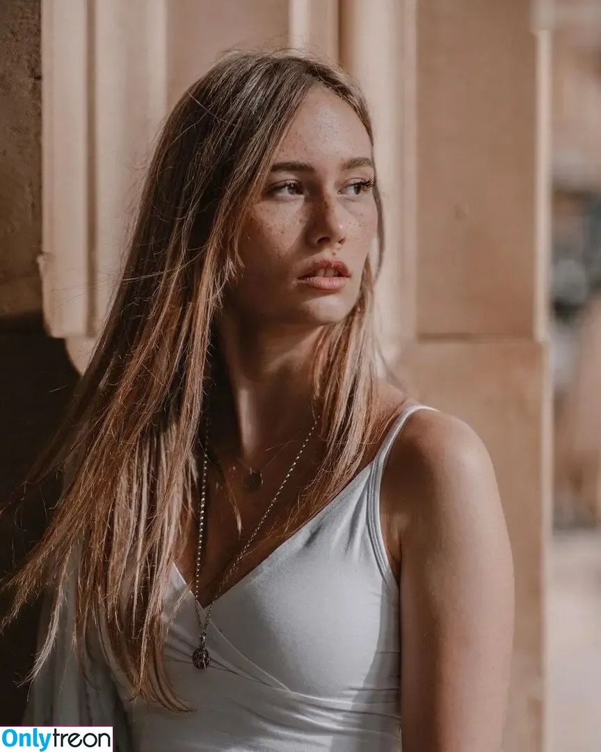 Nadine.spth голая photo #0007 (Nadine.spth)