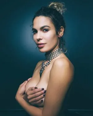 Nadine Velazquez / nadinevelazquez фото голая #0004
