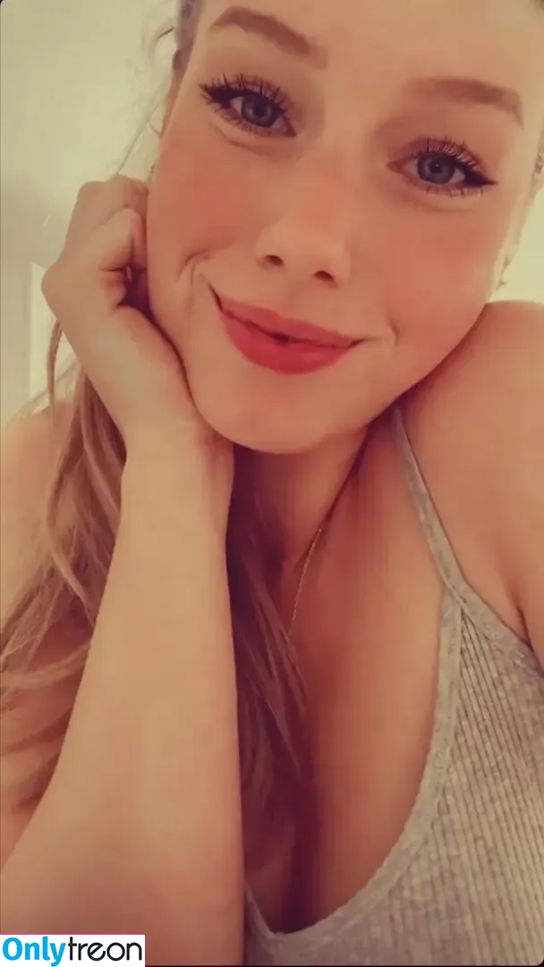 Nadine von relaxASMR голая photo #0024 (yt_relaxasmr)