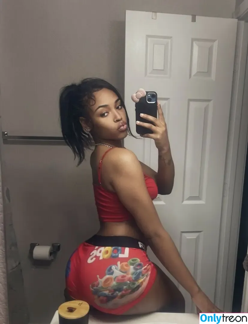 Nadirasupremacy nude photo #0001 (Nadirasupremacy)