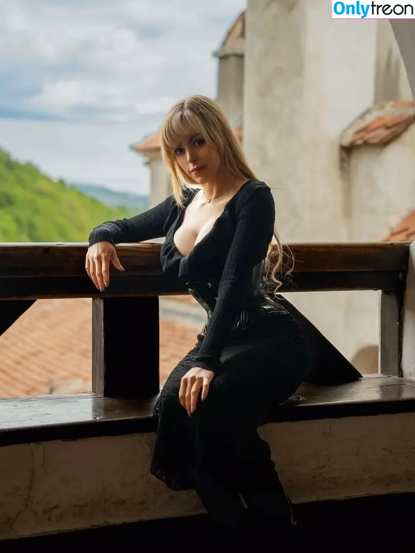 Nadyasonika голая photo #0141 (Nadyasonika)