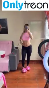 Naelly Flores nude photo #0135 (naeelly)