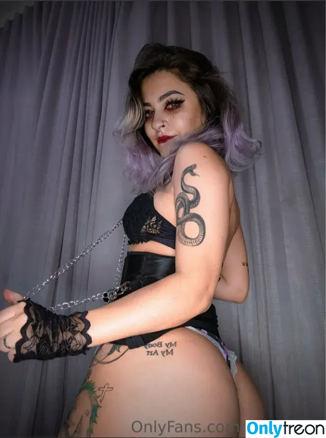 Naerys nude photo #0016 (naerys.fg / naerys_sg / naerys_sgh)