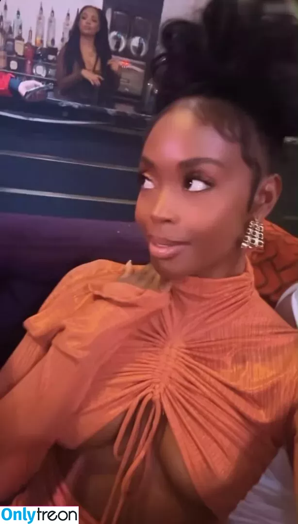 Nafessa Williams nude photo #0065 (deewilliams / nafessawilliams)