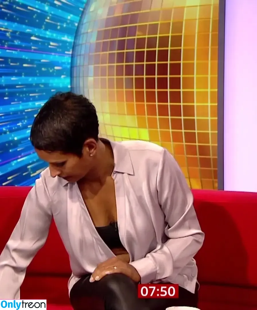 Naga Munchetty голая photo #0025 (tvnaga)