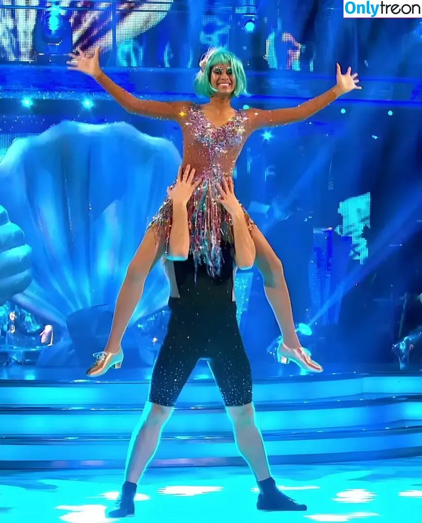Naga Munchetty голая photo #0031 (tvnaga)