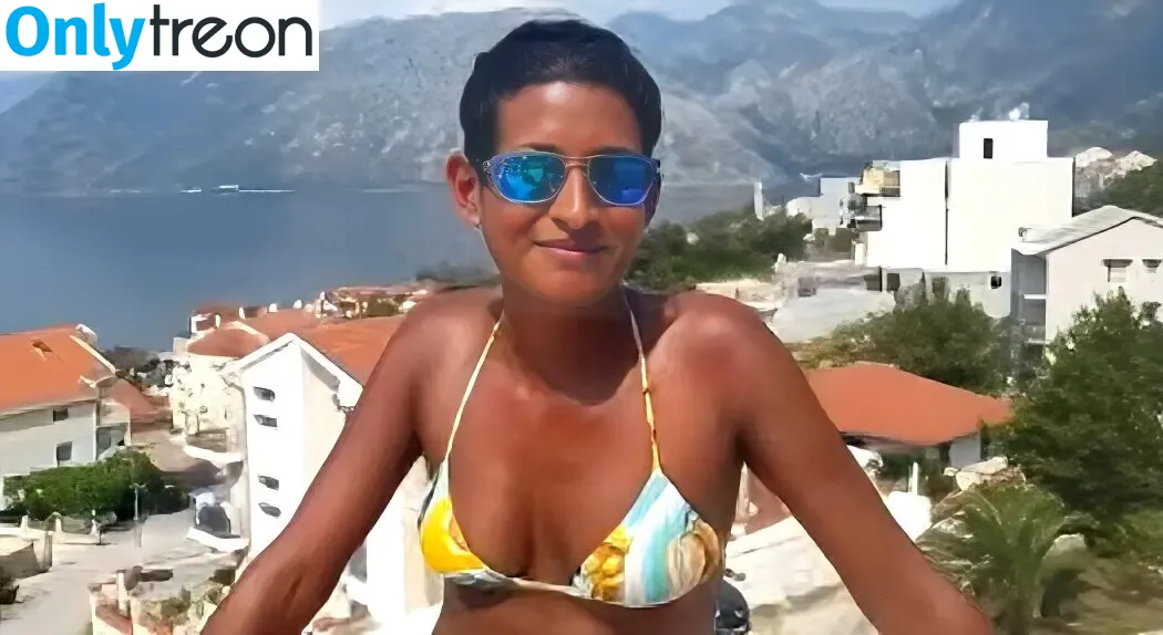 Naga Munchetty nude photo #0053 (tvnaga)
