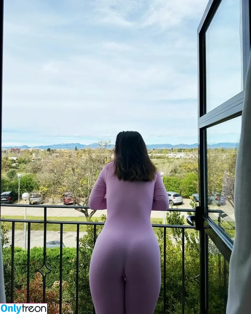 nagoreiturregii nude photo #0054 (nagoreeiturregi)