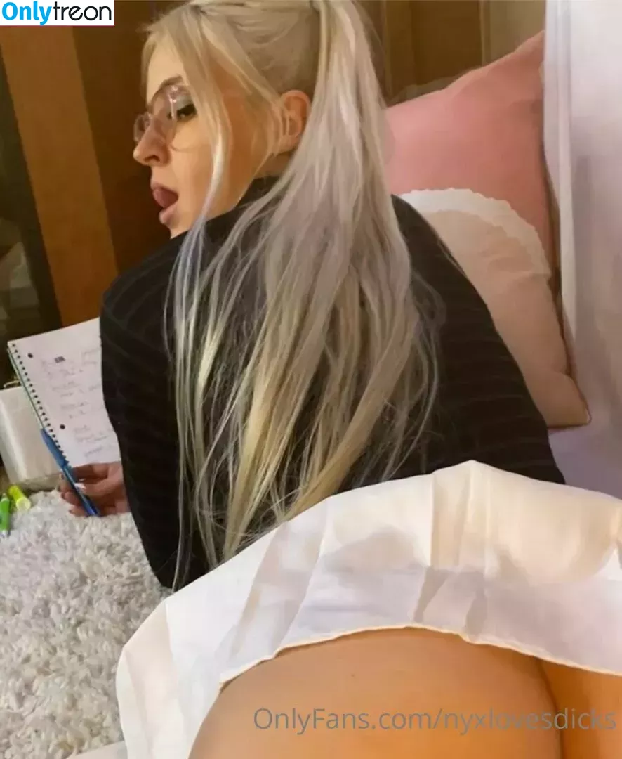 nakednicolenyx nude photo #0006 (__nickinicole__)