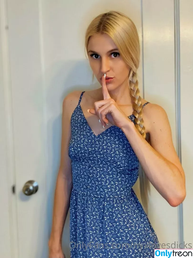 nakednicolenyx nude photo #0010 (__nickinicole__)
