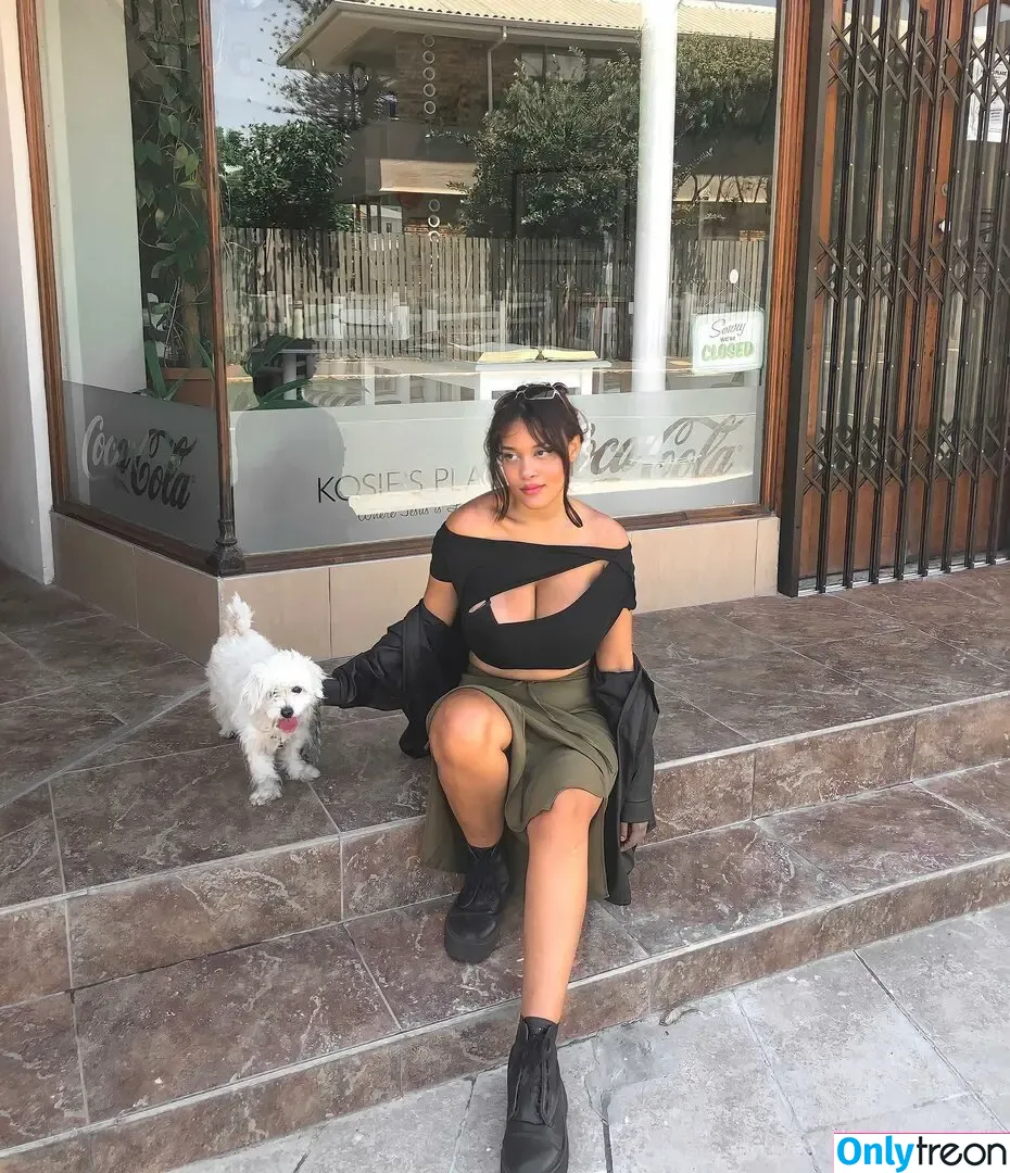 Nakishka nude photo #0018 (yeaimdatbitch2)