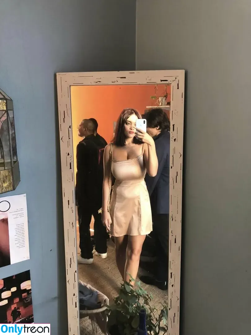 Nakishka nude photo #0023 (yeaimdatbitch2)