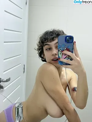 naná / admchi nude photo #0062