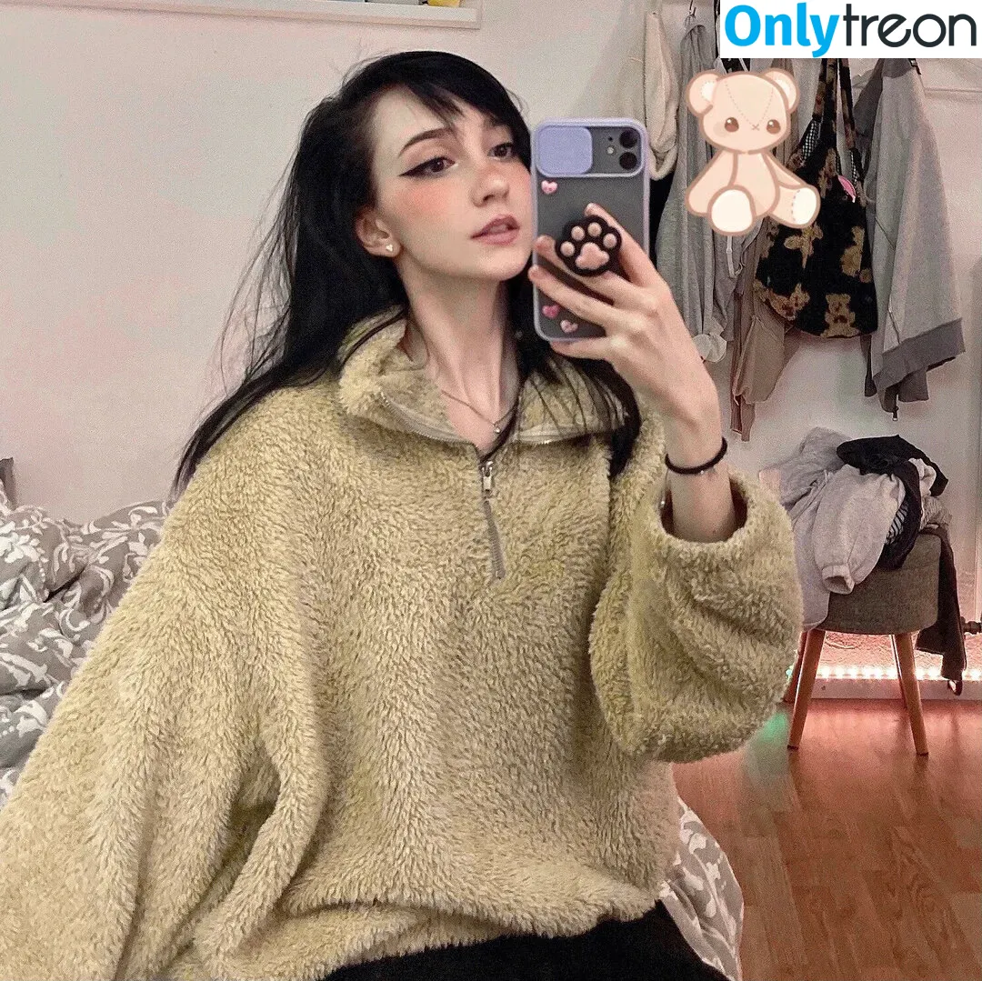 Nananightray голая photo #0040 (nsaneee)