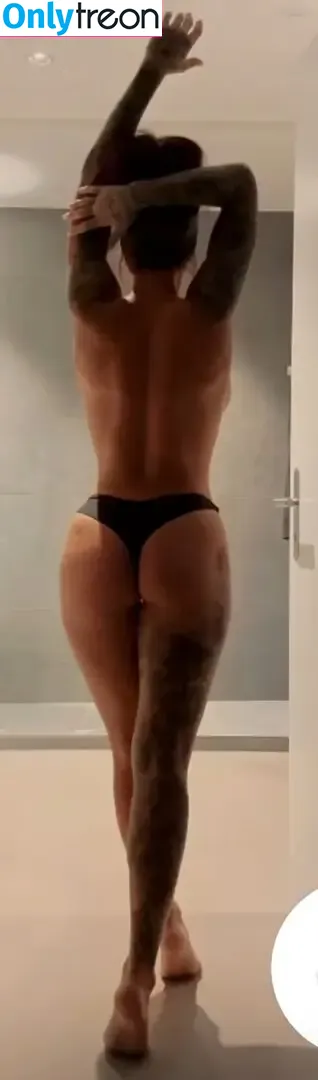 Nancy Mietzi nude photo #0067 (frau_mietziii_ink)