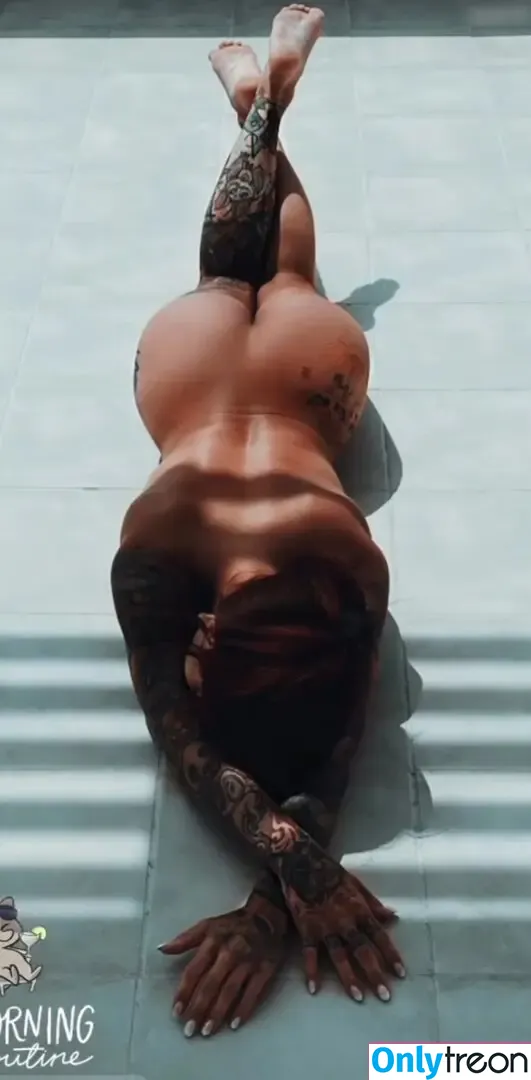Nancy Mietzi nude photo #0069 (frau_mietziii_ink)