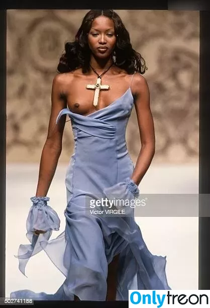 Naomi Campbell голая photo #0008 (NaomiCampbell / misscampbell / naomi)