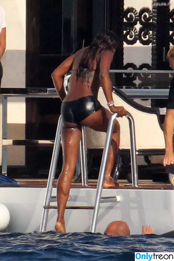 Naomi Campbell голая photo #0187 (NaomiCampbell / misscampbell / naomi)