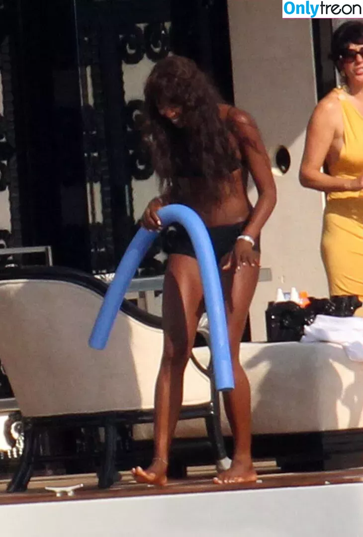 Naomi Campbell nude photo #0188 (NaomiCampbell / misscampbell / naomi)