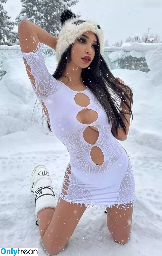 Naomi De Crescenzo nude photo #0039 (naomidecrescenzoreal)