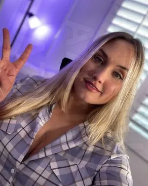 Naomi Kyle / NaomiKyle / thenaomikyle фото голая #0005