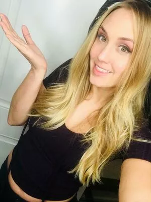 Naomi Kyle / NaomiKyle / thenaomikyle фото голая #0191