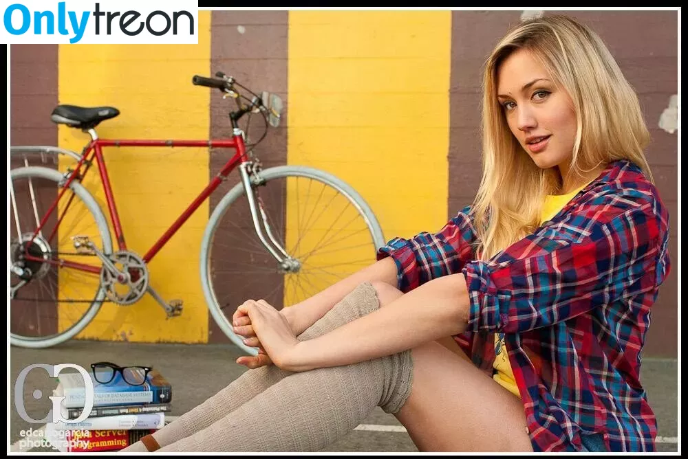 Naomi Kyle голая photo #0199 (NaomiKyle / thenaomikyle)