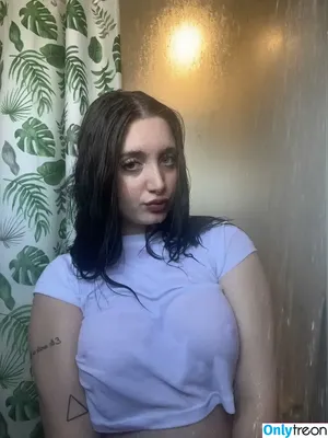Naomi Nyke / naomi.nke / naominyke / onlynaominyke фото голая #0023