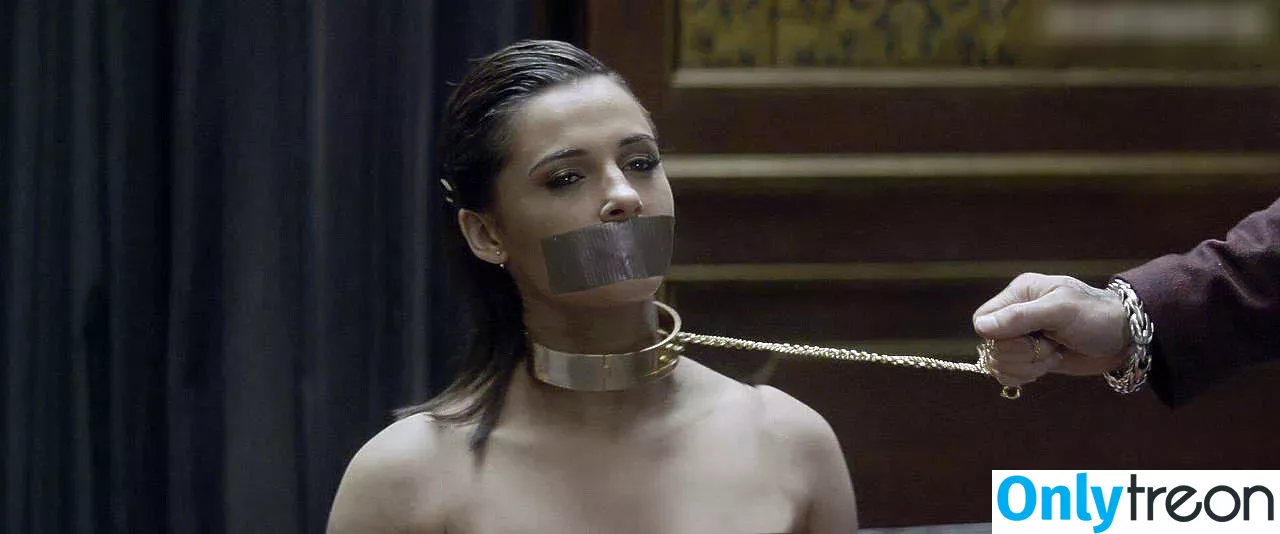 Naomi Scott голая photo #0051 (naomigscott)