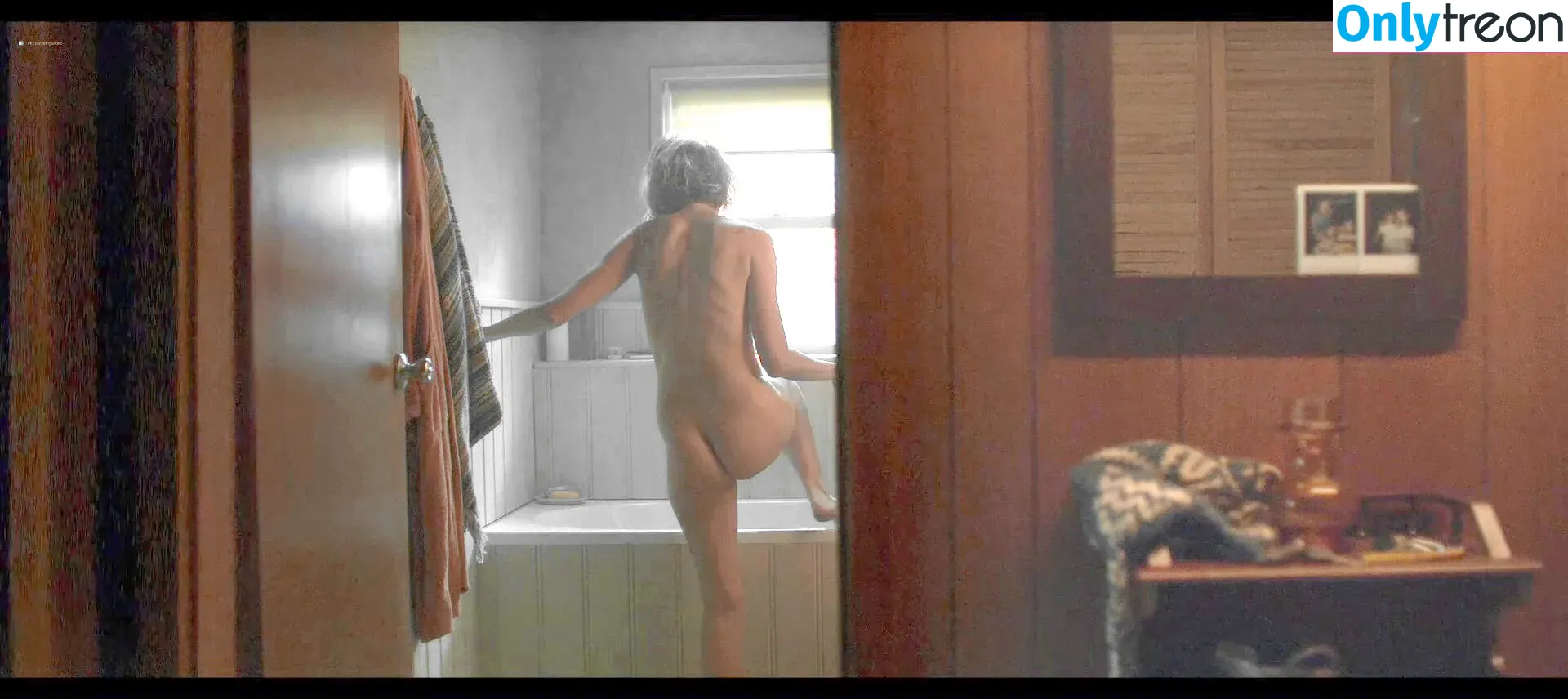 Naomi Watts nude photo #0068 (naomiwatts)