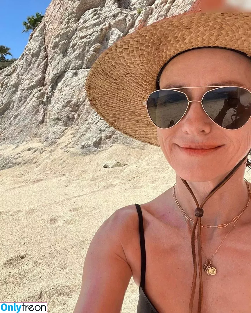 Naomi Watts голая photo #0141 (_NaomiWatts_ / naomiwatts)