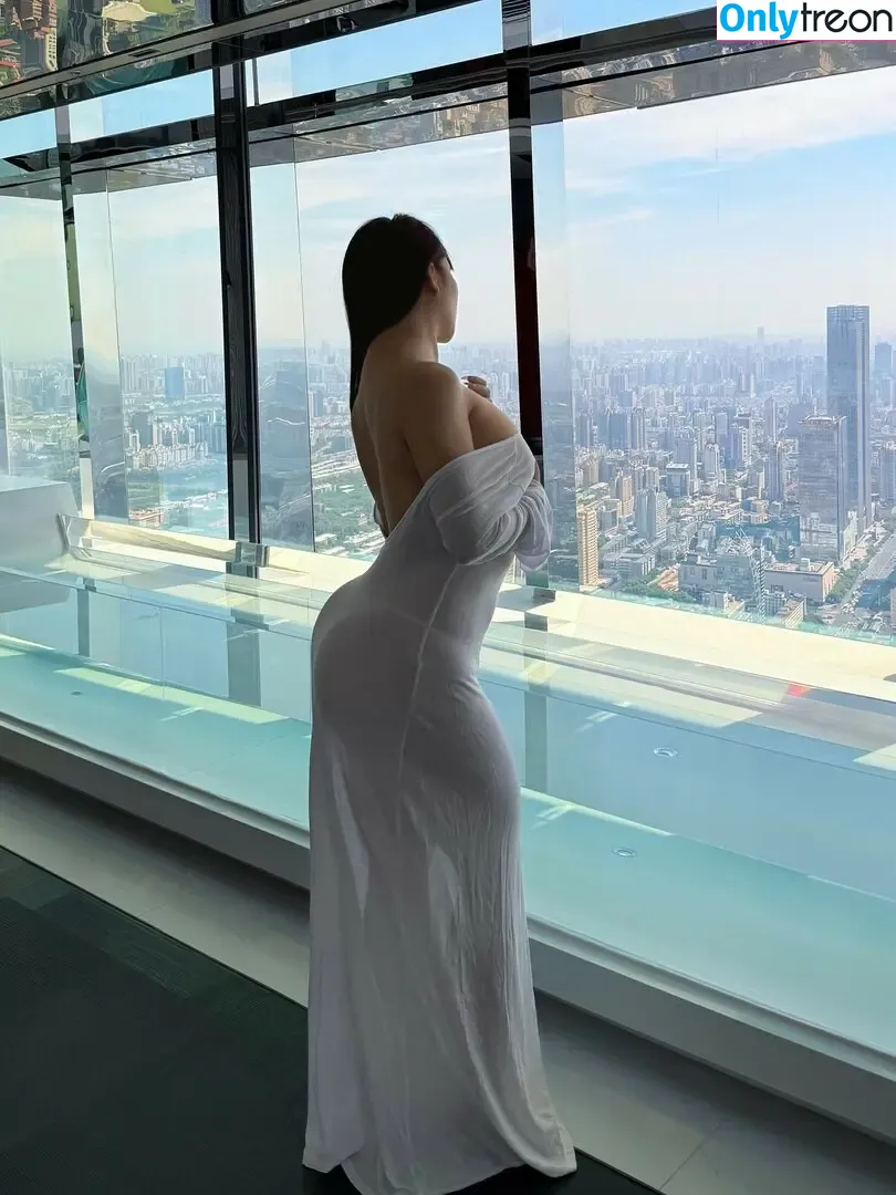 naomiiper nude photo #0326 (naomiiper)