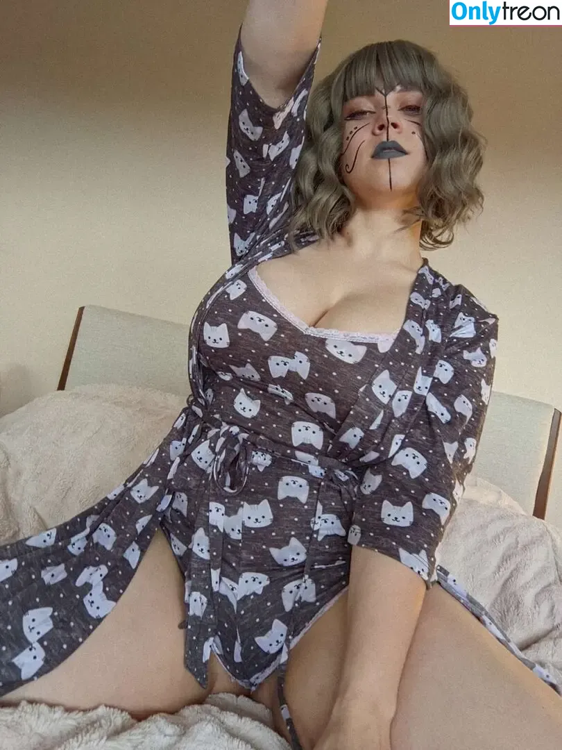 Naomioop nude photo #0027 (Naomiwastaken)