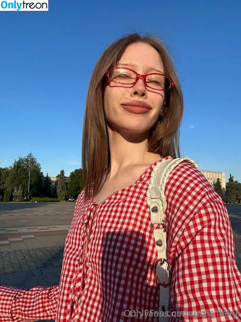 nastia_mini голая photo #0015 (nastia_mini)