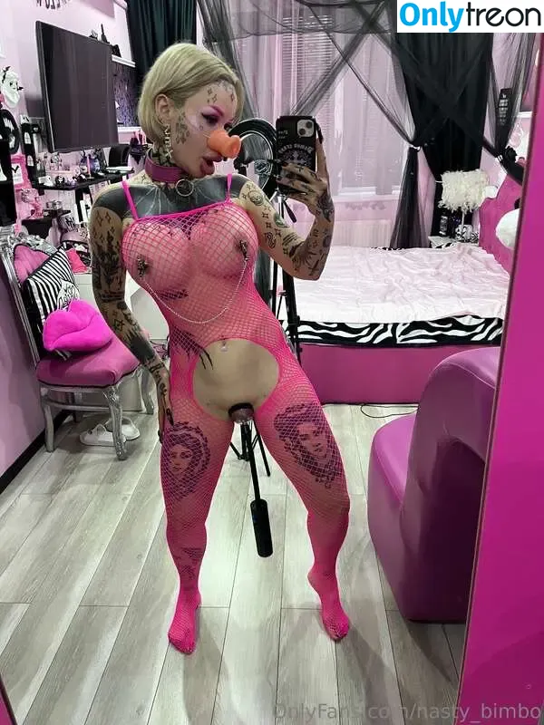 Nasty_bimbo nude photo #0023 (nasty_nasty_bimbo)