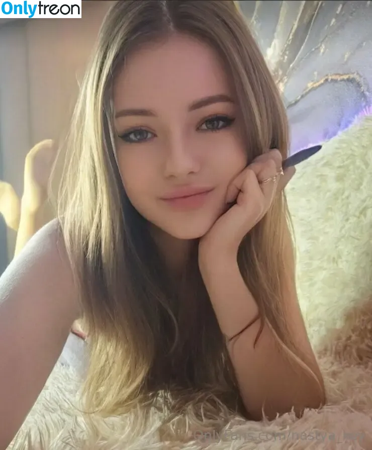 nastya_key nude photo #0017 (nastushka_key)