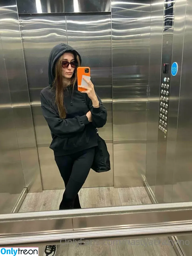 nastyacrazymo голая photo #0019 (nastya_crazy_mom / nastyanagini)