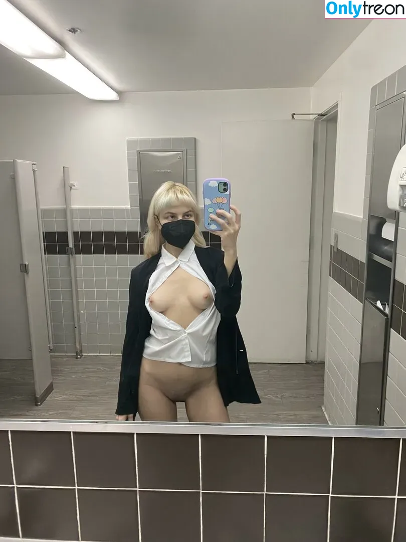 Nastyavalentine голая photo #0048 (TeslaPrincess69 / Valentinenastya)
