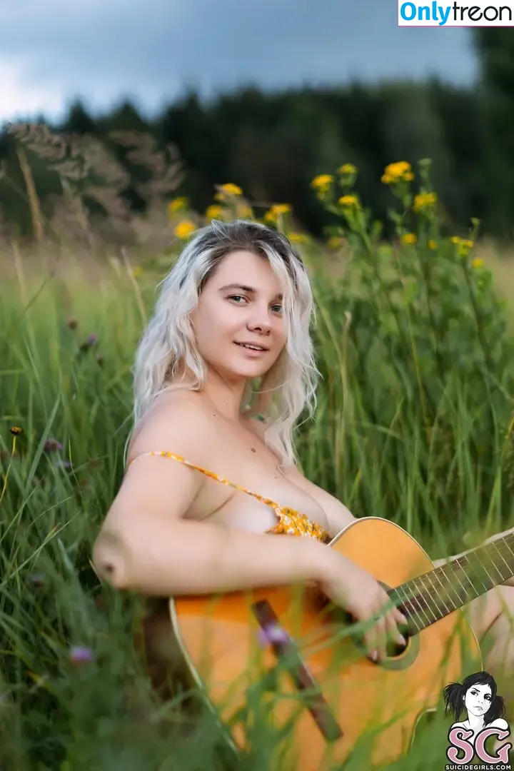 Natali Tihomirova nude photo #1541 (N__Tihomirova / natalia__tihomirovafanpage99 / tihomirovanatalia)