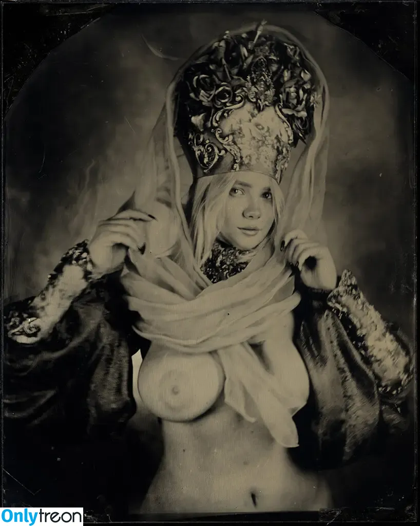 Natali Tihomirova nude photo #1943 (N__Tihomirova / natalia__tihomirovafanpage99 / tihomirovanatalia)