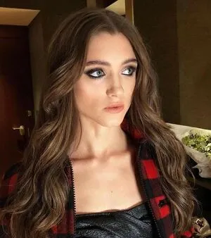 Natalia Dyer / nattyiceofficial фото голая #0031